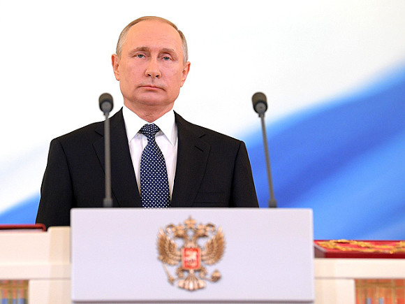 Россию готовят к монархии