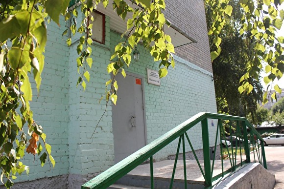 В Саратове на студенческое общежитие повесили плакат с портретами немецких солдат