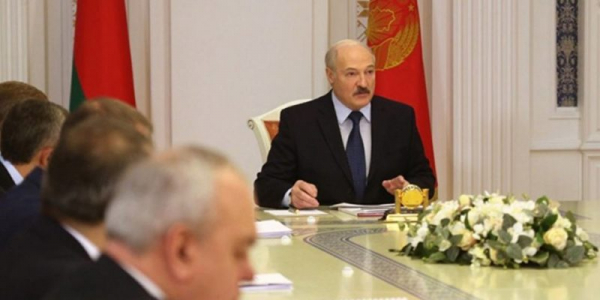 Лукашенко назвал условия продажи крупных промпредприятий