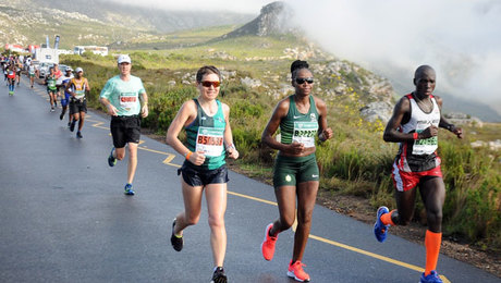 В ЮАР отстранили российских бегунов от участия в сверхмарафоне
