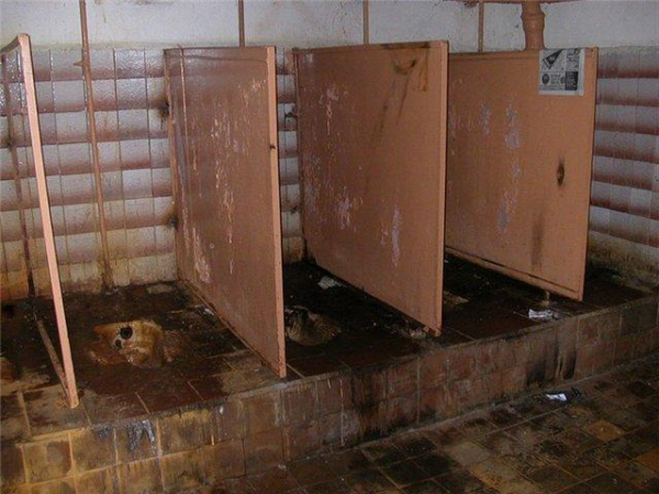 СССР — страна немытых туалетов