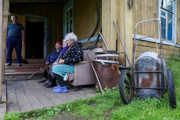 Как погибают брошенные на Урале железнодорожные деревни и почему их не расселяют