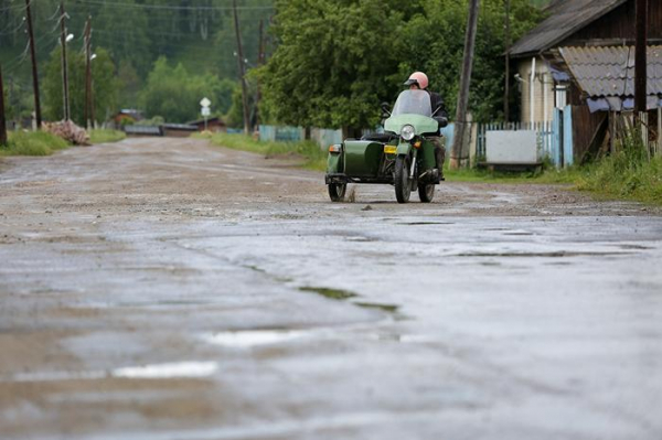 Как погибают брошенные на Урале железнодорожные деревни и почему их не расселяют