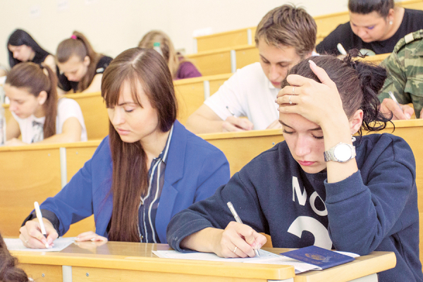 За два года стоимость обучения в вузах выросла на 25&minus;45%