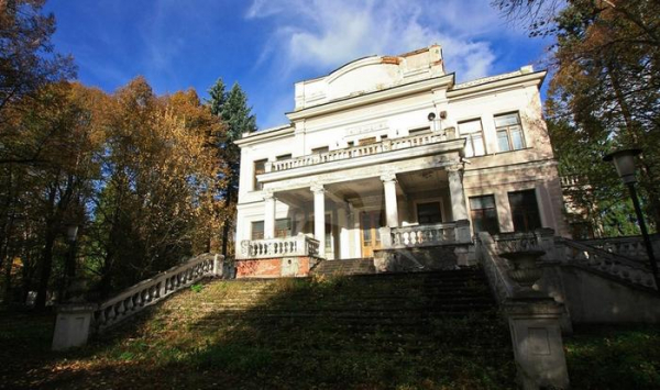 Дачи для вождя: где и как отдыхал товарищ Сталин