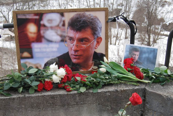 Жителей поселка угрозами заставили отказаться от наименования улицы в честь Немцова