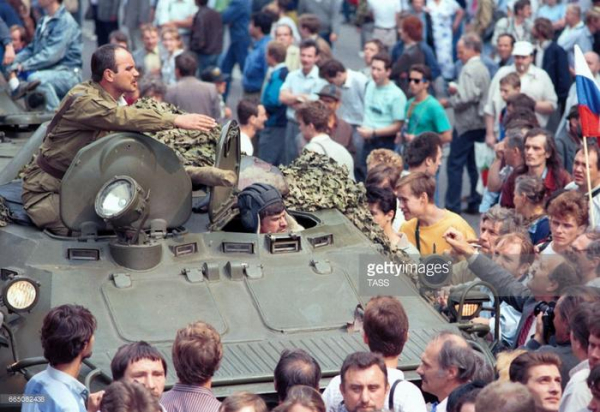 Как россияне свергли советскую власть