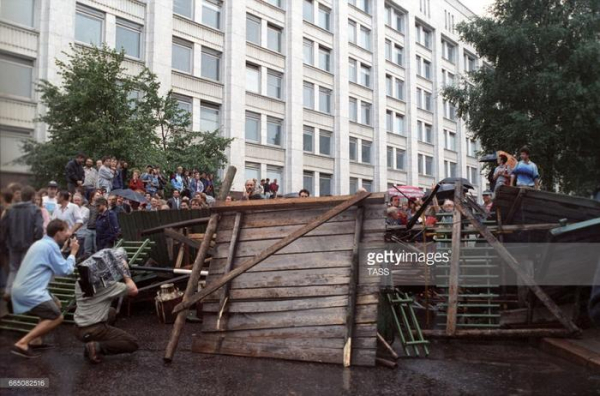 Как россияне свергли советскую власть