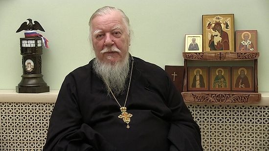 Протоиерей Смирнов заявил, что наука &laquo;валяет дурака&raquo;, придерживаясь теории Дарвина