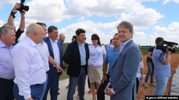 Замок бывшего министра. Винный бизнес семьи Александра Ткачева