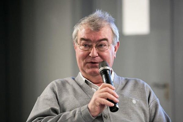 Социолог &mdash; о том, почему массовые обыски в штабах Навального не привлекли много внимания