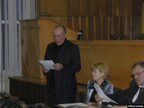 В списках не значатся. Что не так с перечнем выданных России по обмену