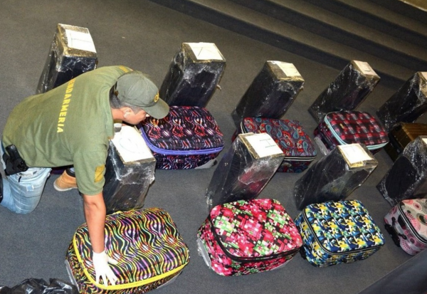 За кокаин в диппочте МИДа отсидит завхоз