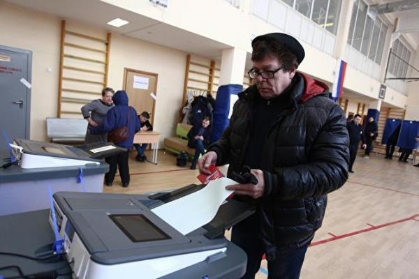 «Недостойное правление» Готова ли власть к массовым репрессиям и что будет после Путина.