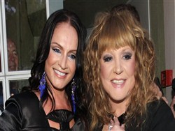 Пугачева обратилась к Ротару