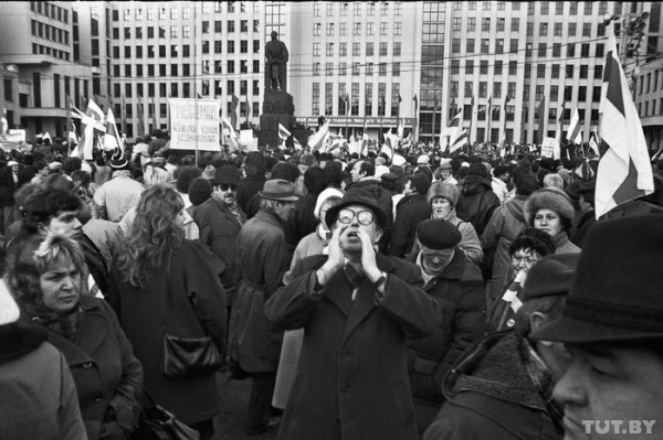 Как в 1990-м в Минске прошла антикоммунистическая «Плошча»