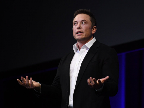 Космические корабли Илона Маска оказались дороже старых "Союзов"