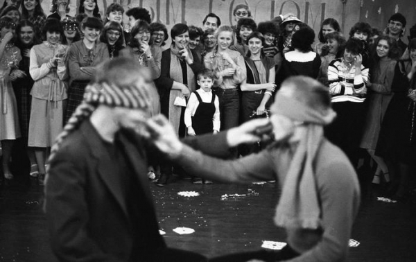 Запрещённые фото серой советской жизни