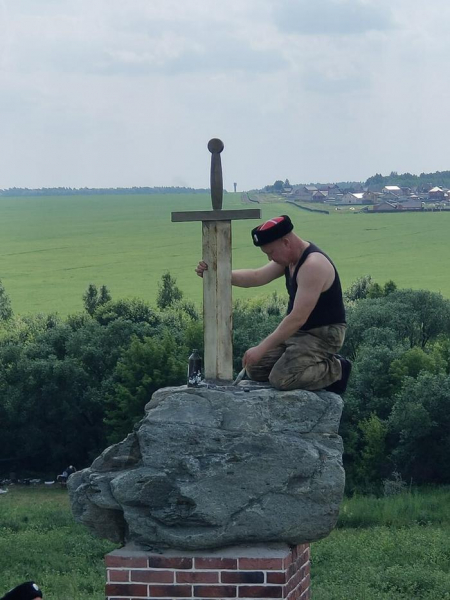 Срочно собрать казачество в один кулак