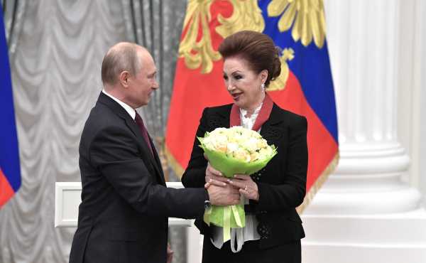 Главный акушер Минздрава обзавелась недвижимостью на 1 млрд.