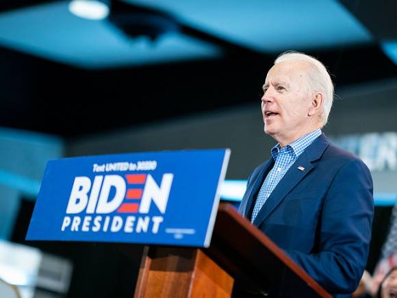 Байден предупредил Кремль, что не потерпит вмешательства в президентские выборы