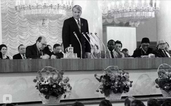 Разрушитель советской системы