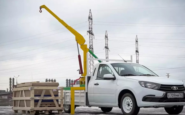 Из Lada Granta сделали кран-манипулятор