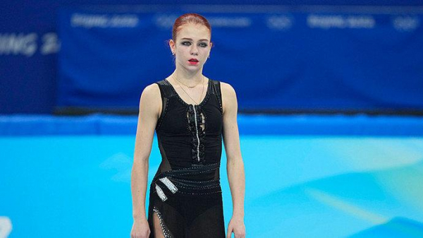 Щербакова и Трусова на просьбу сфотографироваться с триколором:  У нас нет флага 