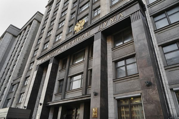 В Госдуме рассказали, почему YouTube и Google не блокируют в России